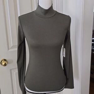 A.N.A. BRAND WOMENS LONG SLEEVES OLIVE GREEN MOCK TURTLENECK TOP SIZE XS